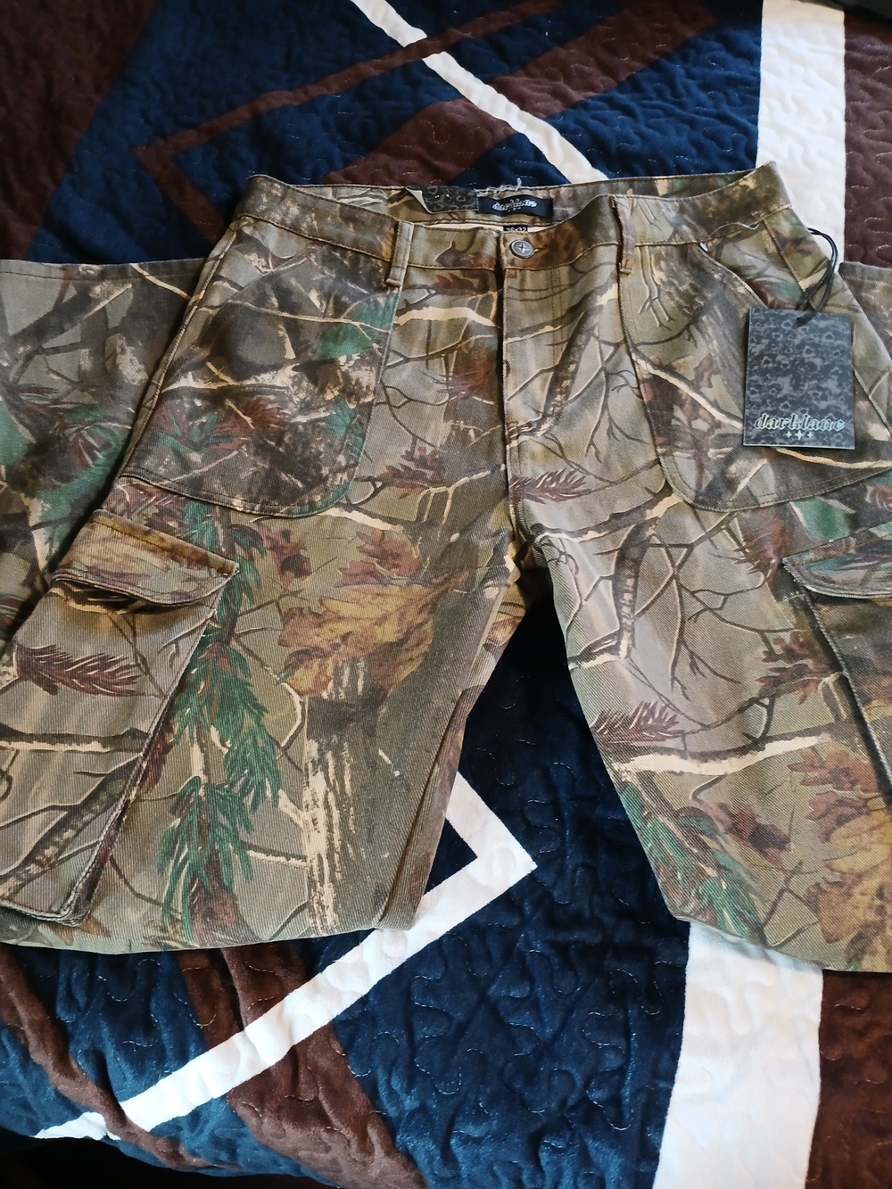 Mossy Oak Men's Camo Cargo Shorts - Green/Brown